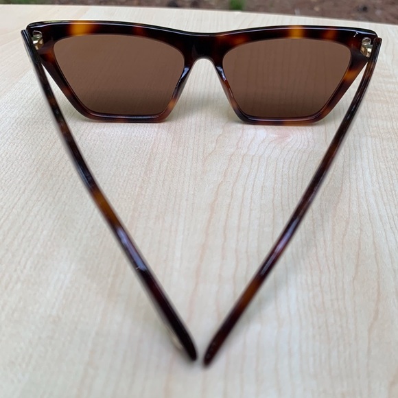 ALEXANDER MCQUEEN designer sunglasses Havana tortoiseshell frames NEW with case - Picture 4 of 7